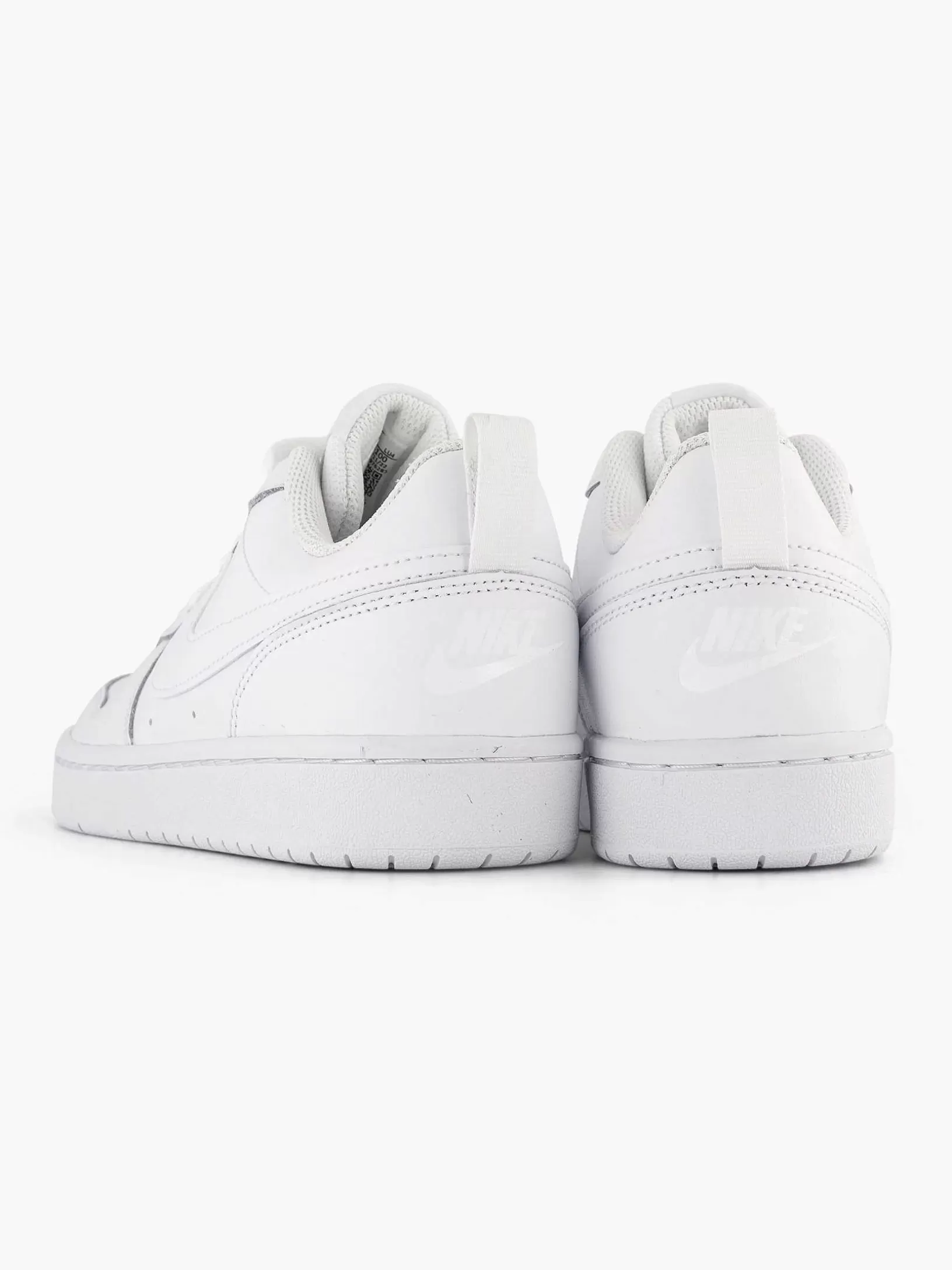 Dames Nike Witte Court Borough Low 2